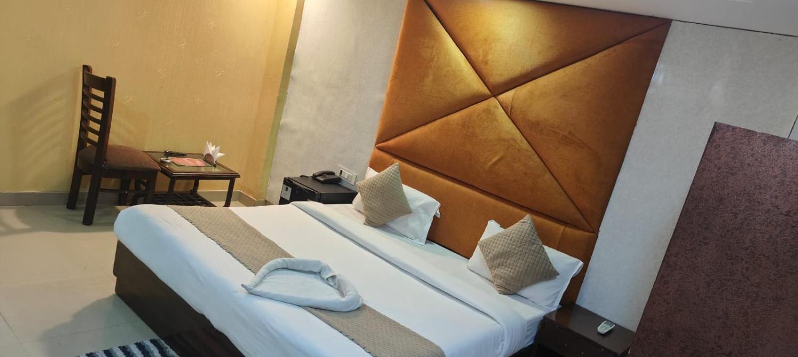 Hotel Grand City Új-Delhi Kültér fotó