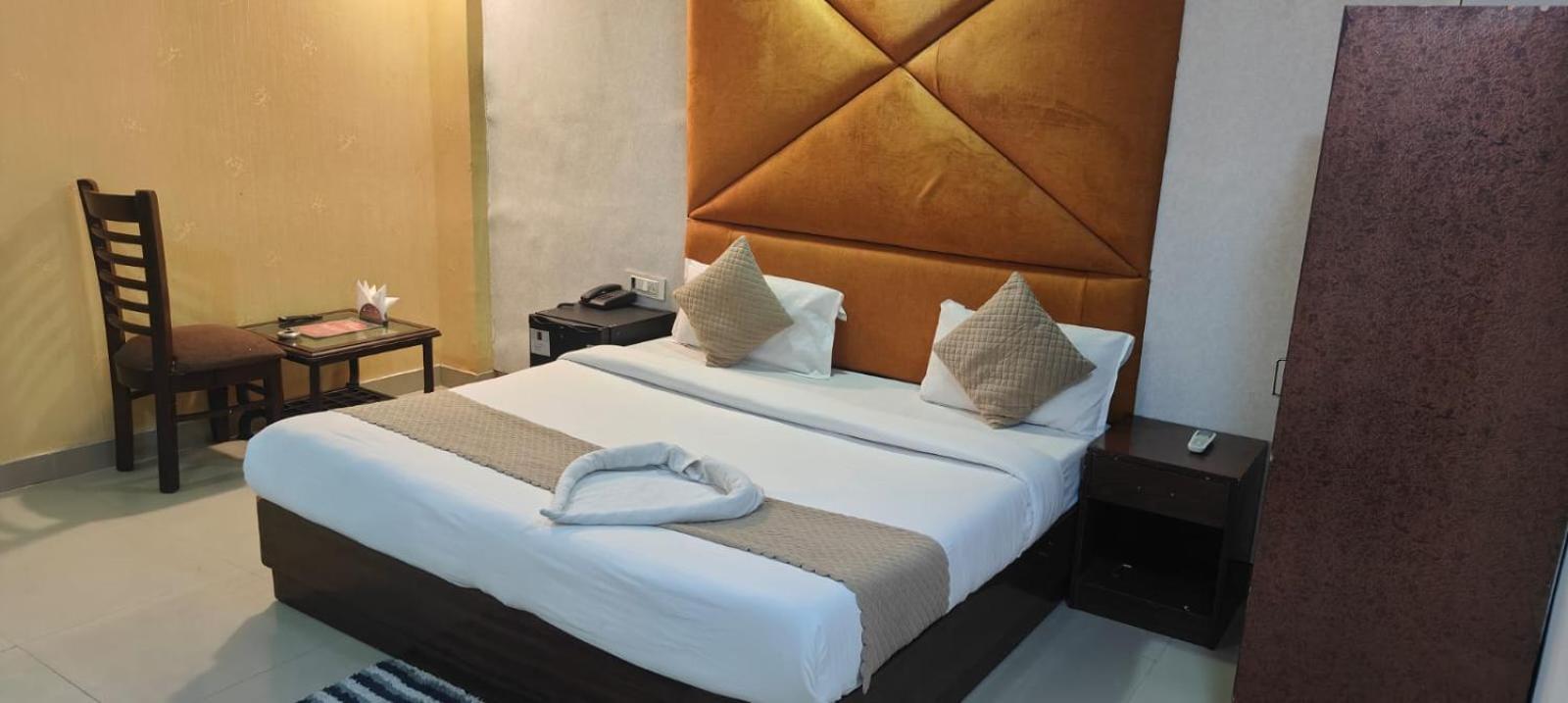 Hotel Grand City Új-Delhi Kültér fotó